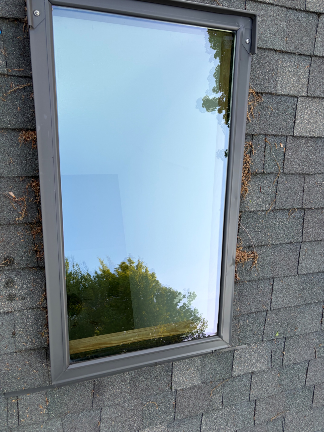 Skylight professionally cleaned in Erie, PA